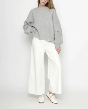 7115 by Szeki Husky Poet Sleeves Sweater