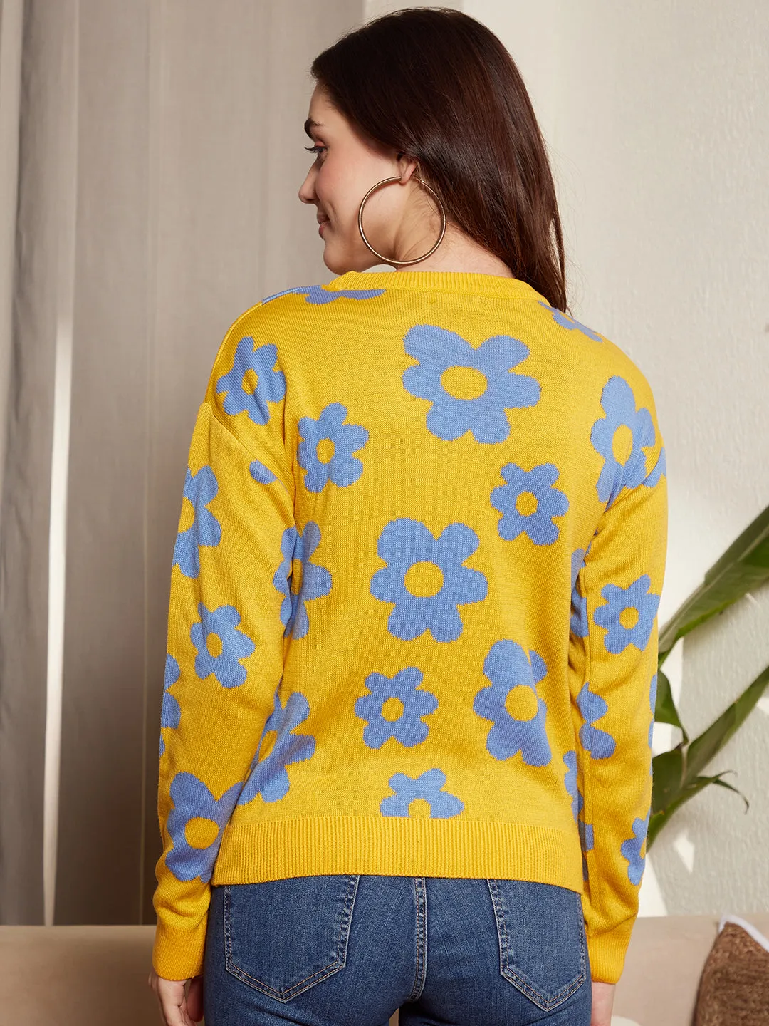 Berrylush Women Yellow & Blue Floral Printed Round Neck Drop-Shoulder Sleeves Ribbed Hem Regular Sweater