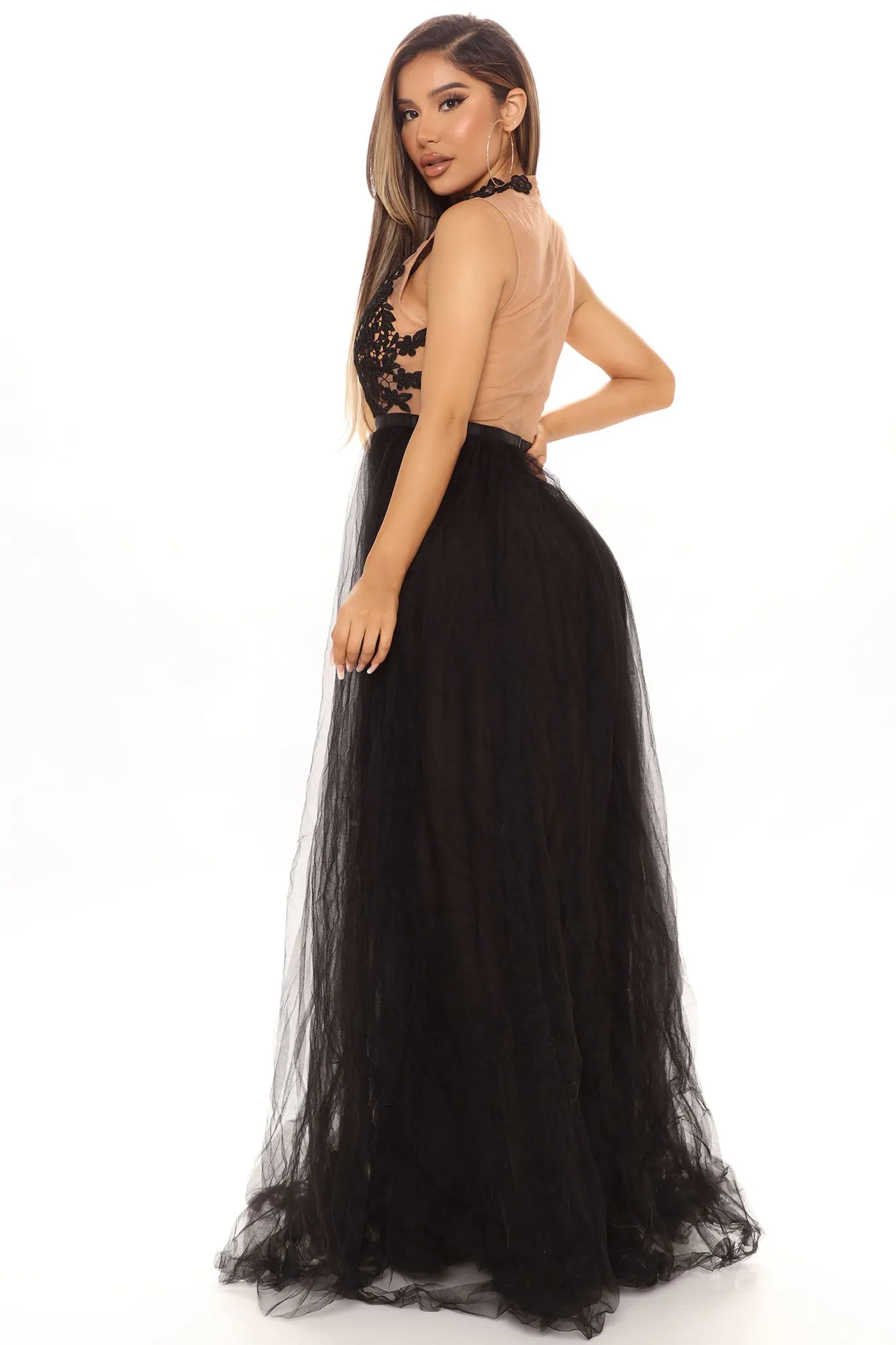 Big Entrance Maxi Dress - Black