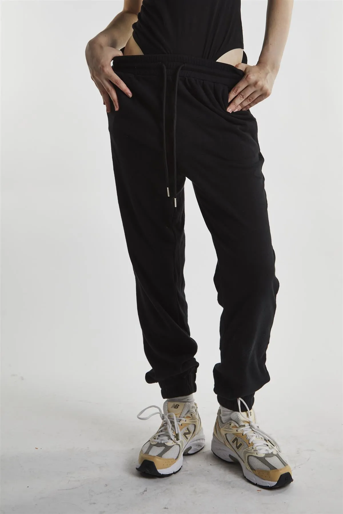 Black-Towelling High-Waisted Cuffed Joggers