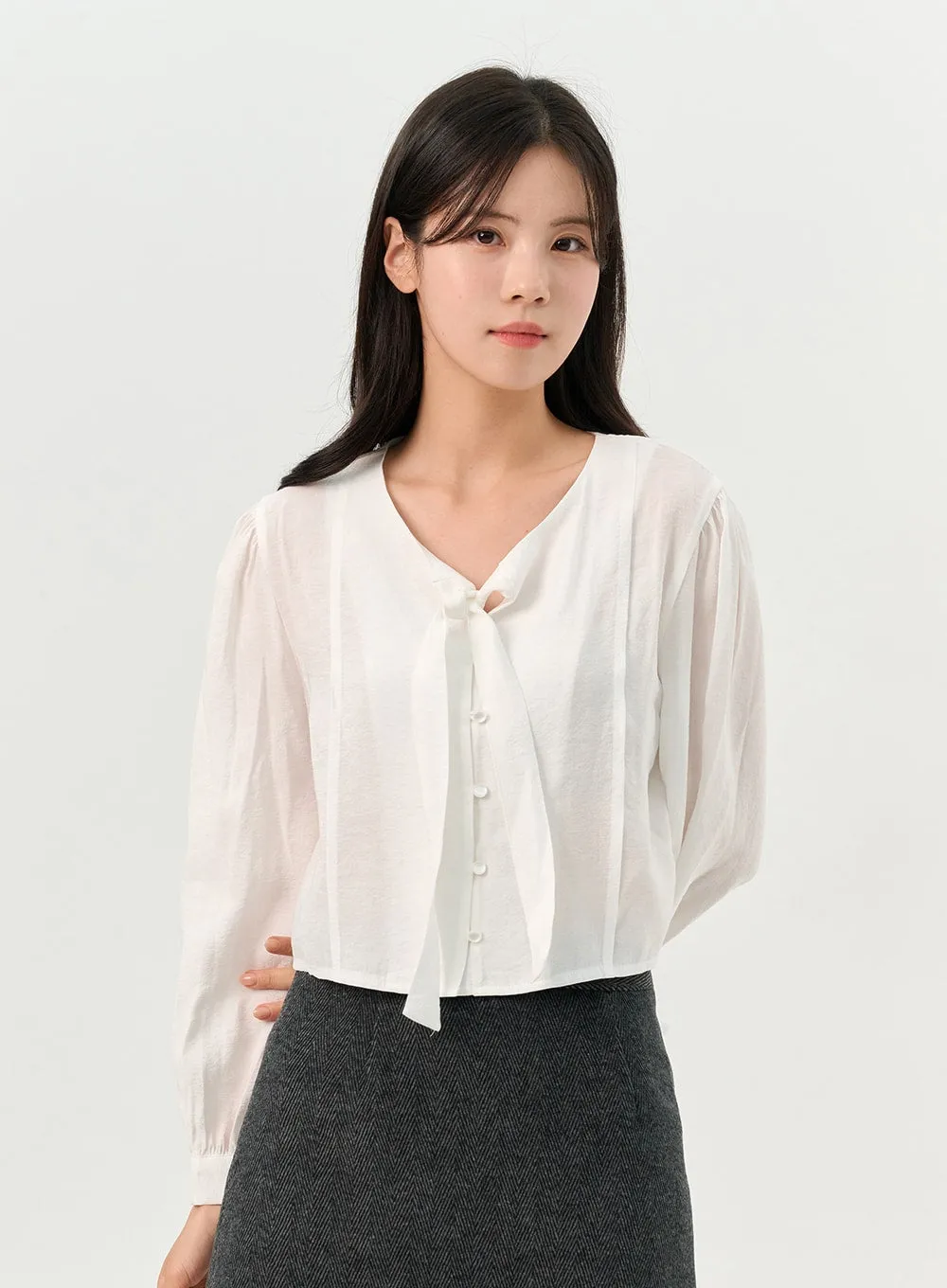 Buttoned Tie Collared Blouse OO327