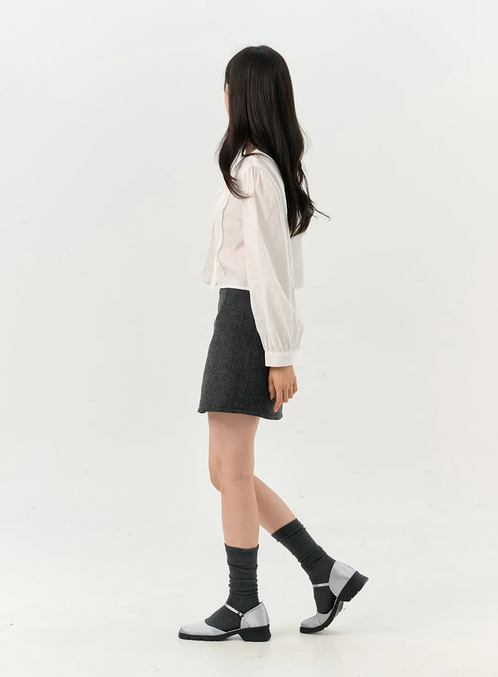 Buttoned Tie Collared Blouse OO327