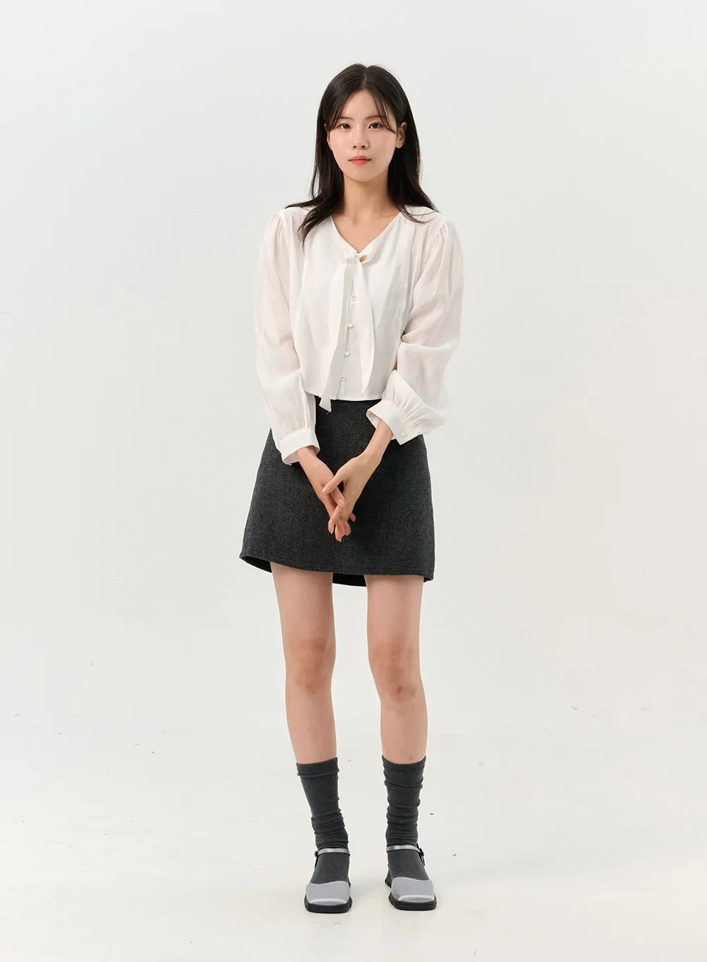 Buttoned Tie Collared Blouse OO327