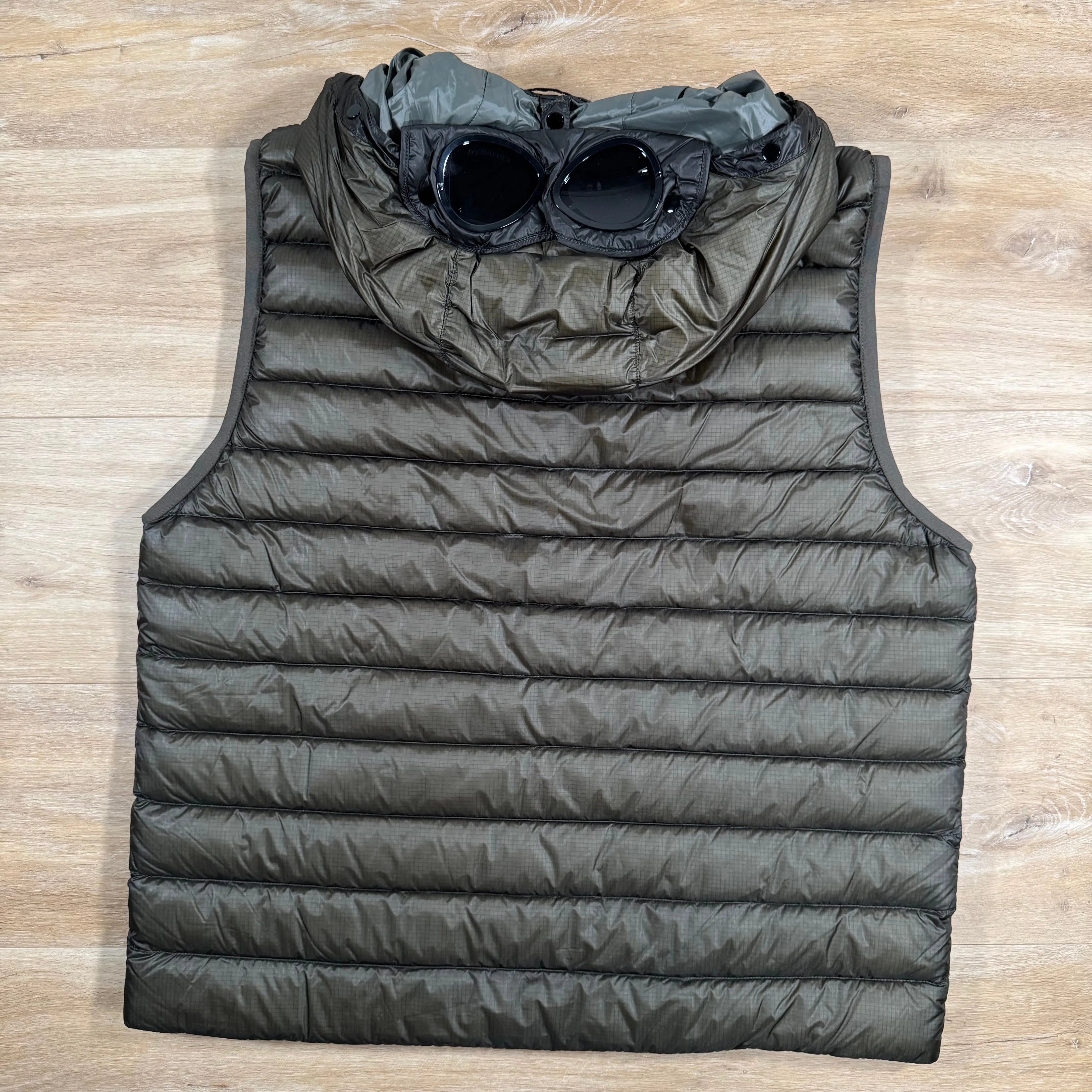 C.P. Company D.D. Shell Goggle Down Vest in Grape Leaf