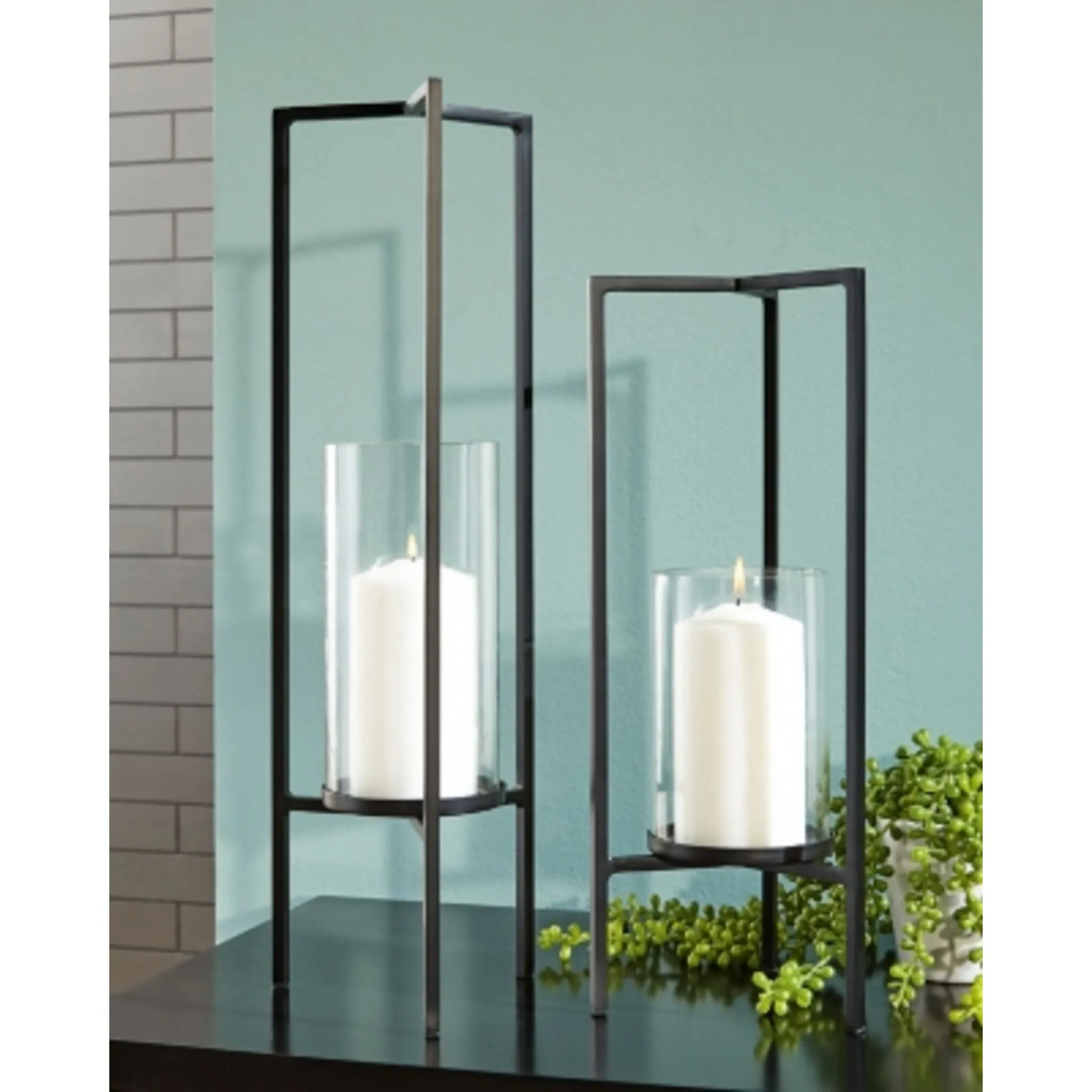 Ginette Candle Holder (Set of 2)