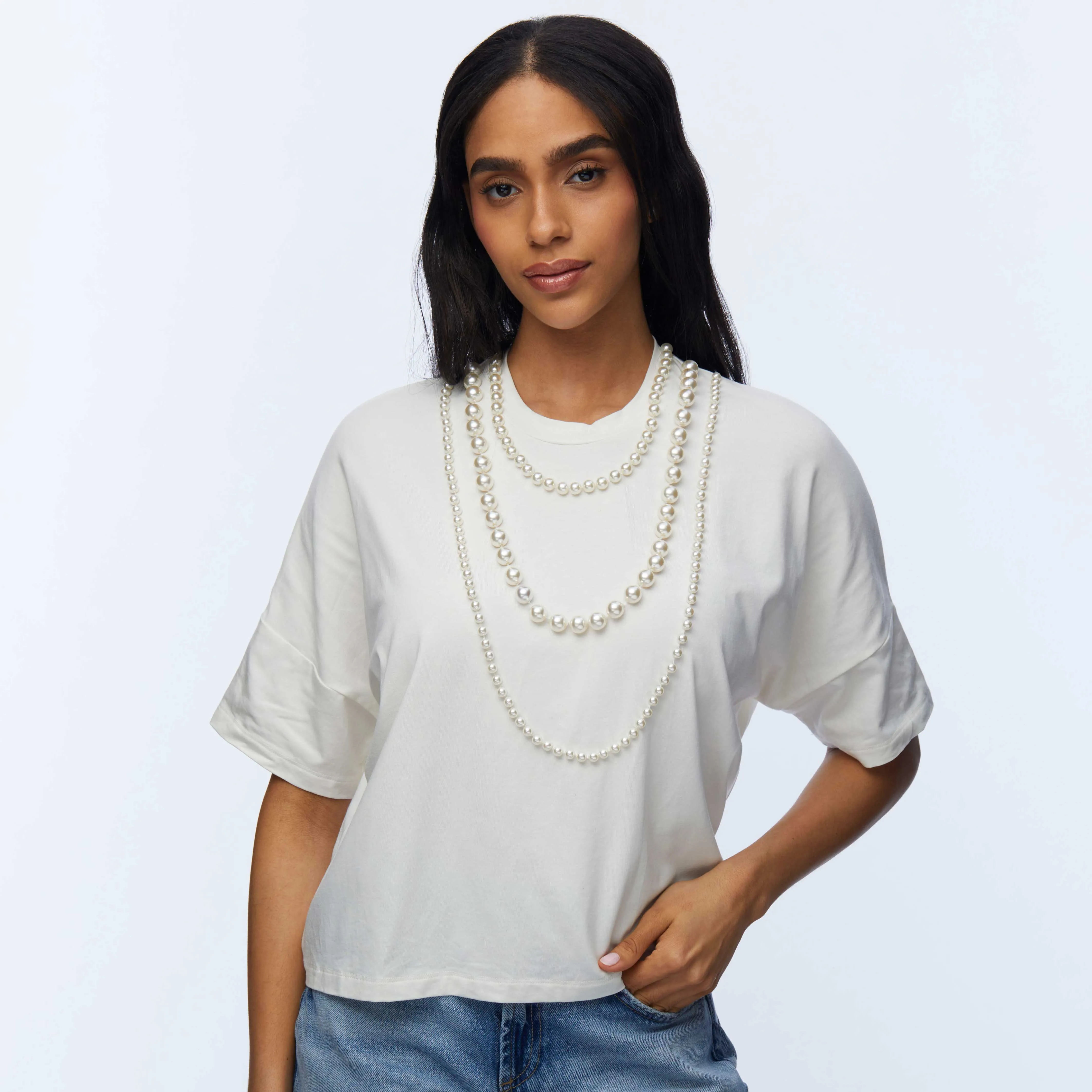 IVORY SHORT-SLEEVE PEARL STRAND TEE