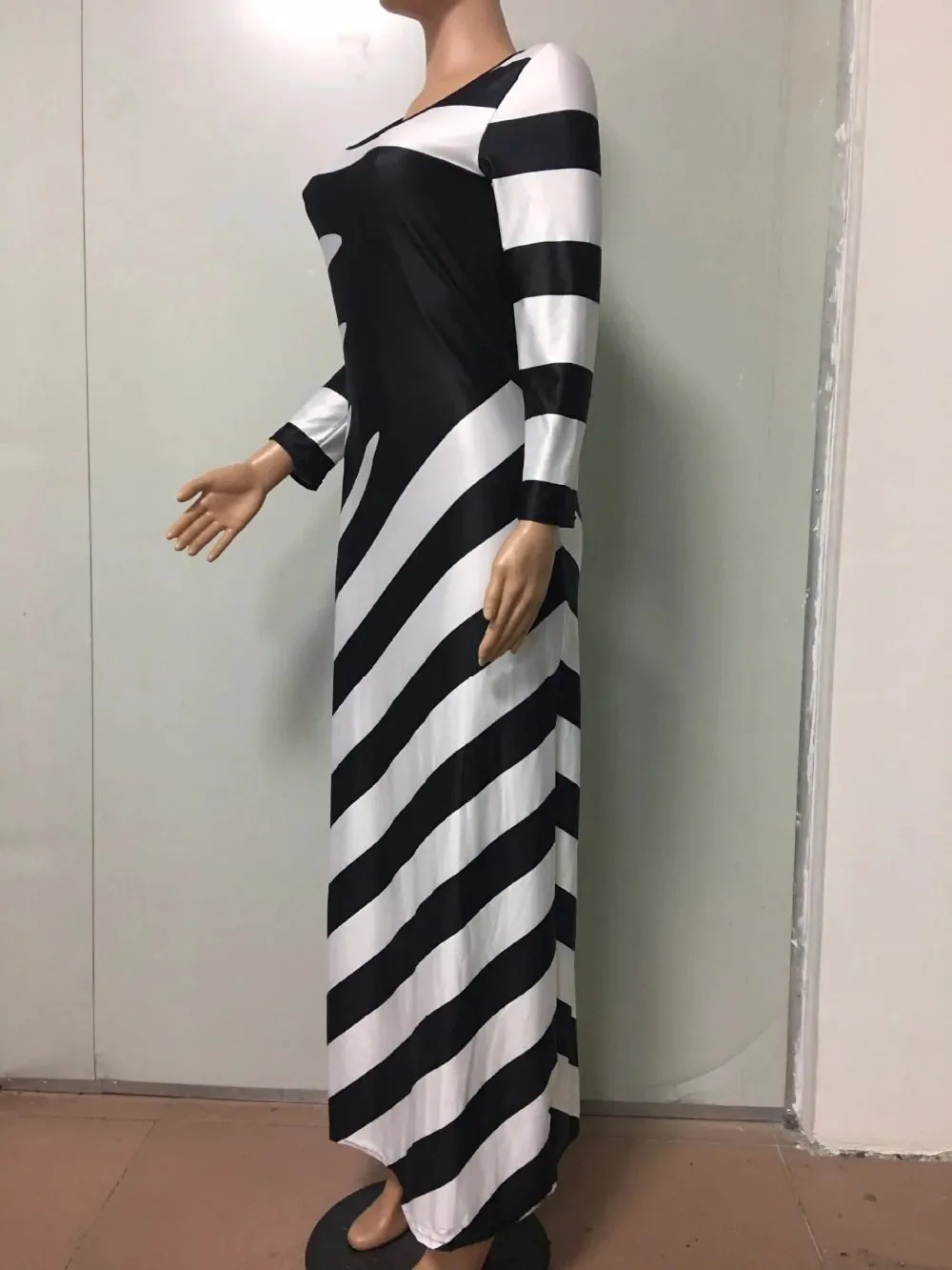 Long Sleeved Black And White Maxi Dress