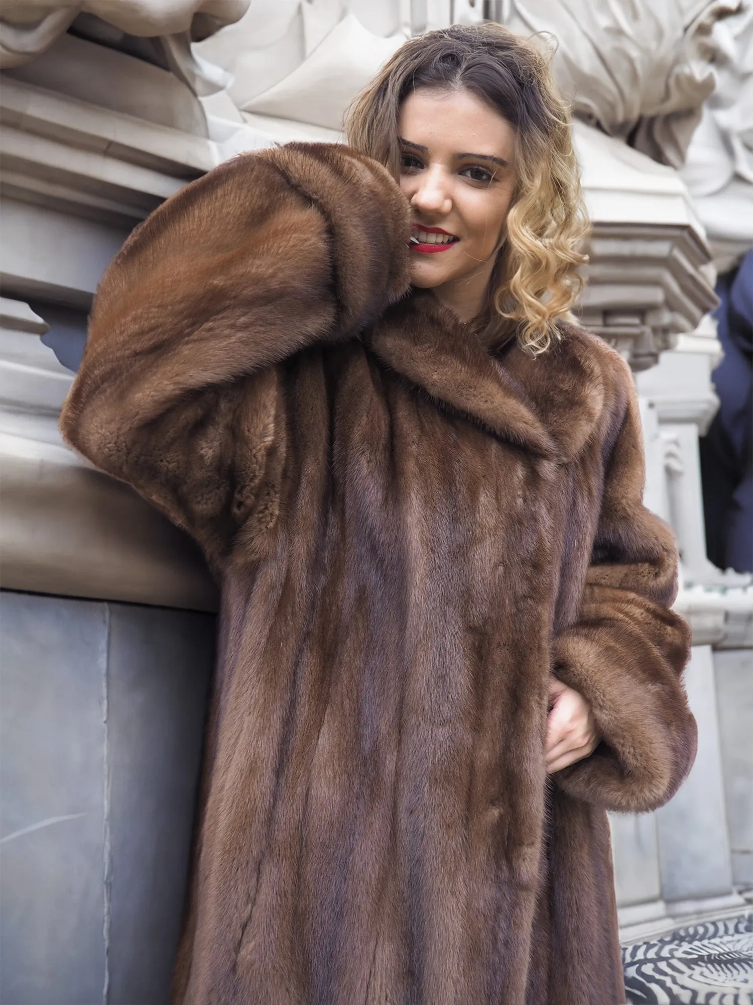 Luxurious Brown Demi Buff Canadian Mink Fur Coat 80" Sweep L