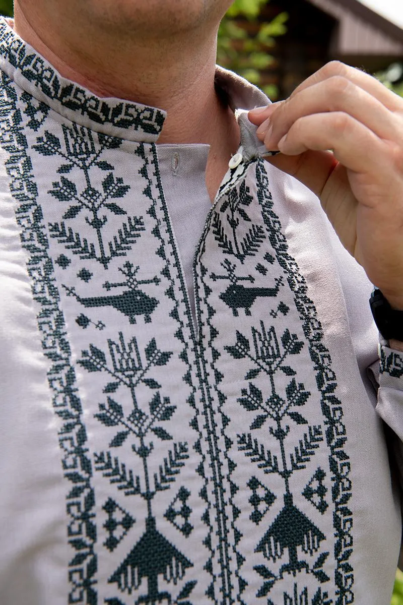 Men's embroidered shirt with a contemporary ornament