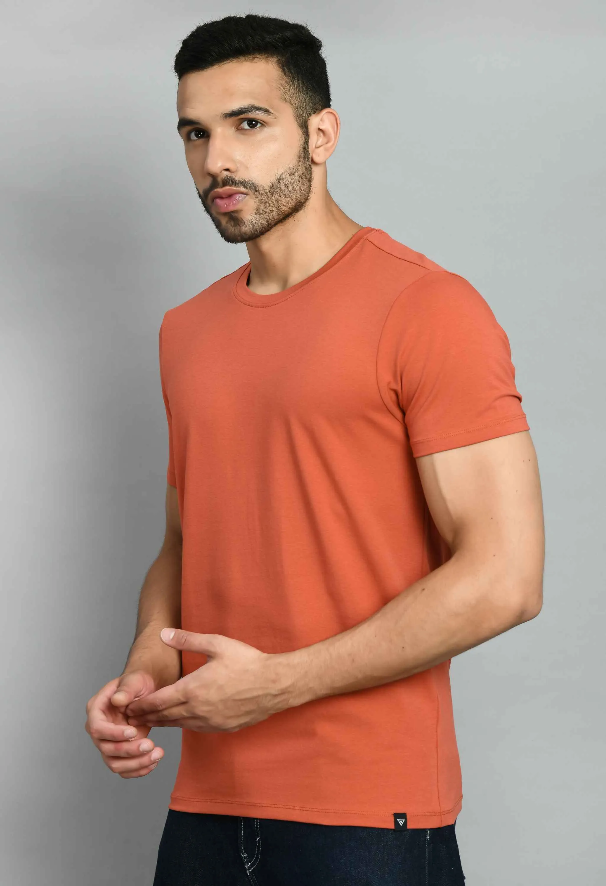 Men's Solid Rust Lycra Round Neck T-Shirt