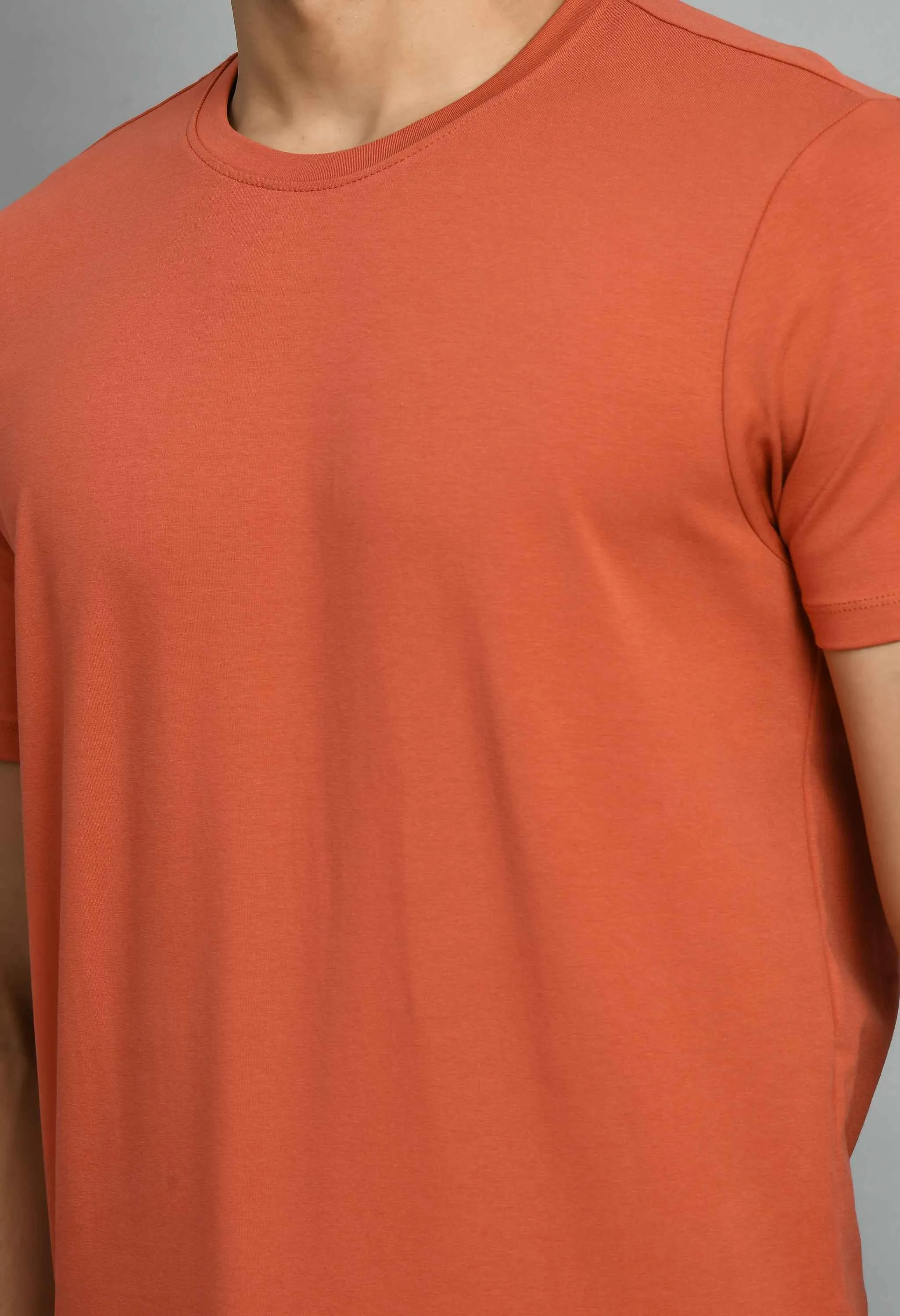 Men's Solid Rust Lycra Round Neck T-Shirt