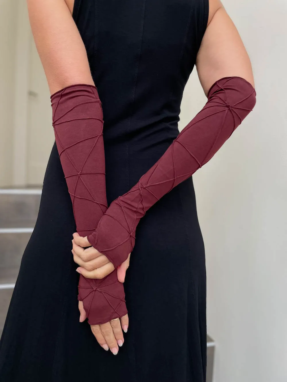 Opera Length Texture Fingerless Gloves