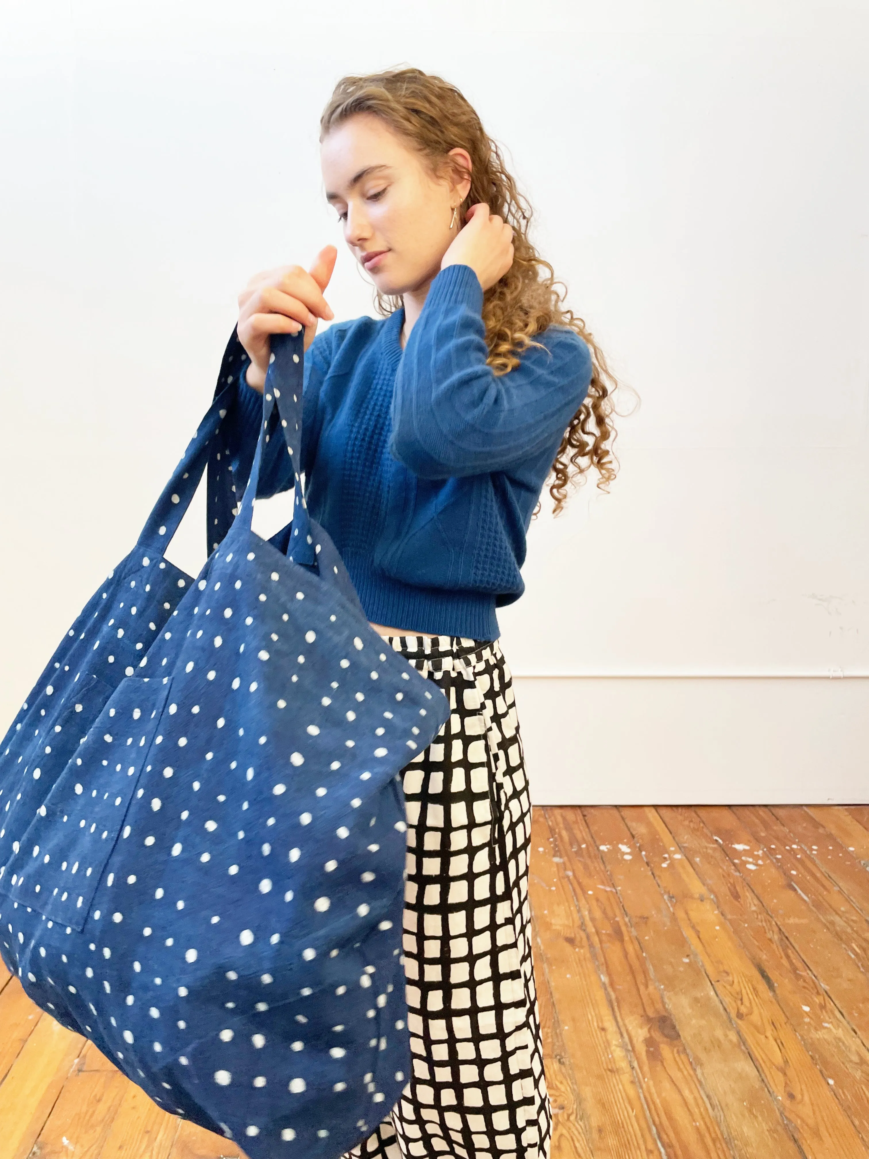 Weekend Tote Bag - Indigo Dots