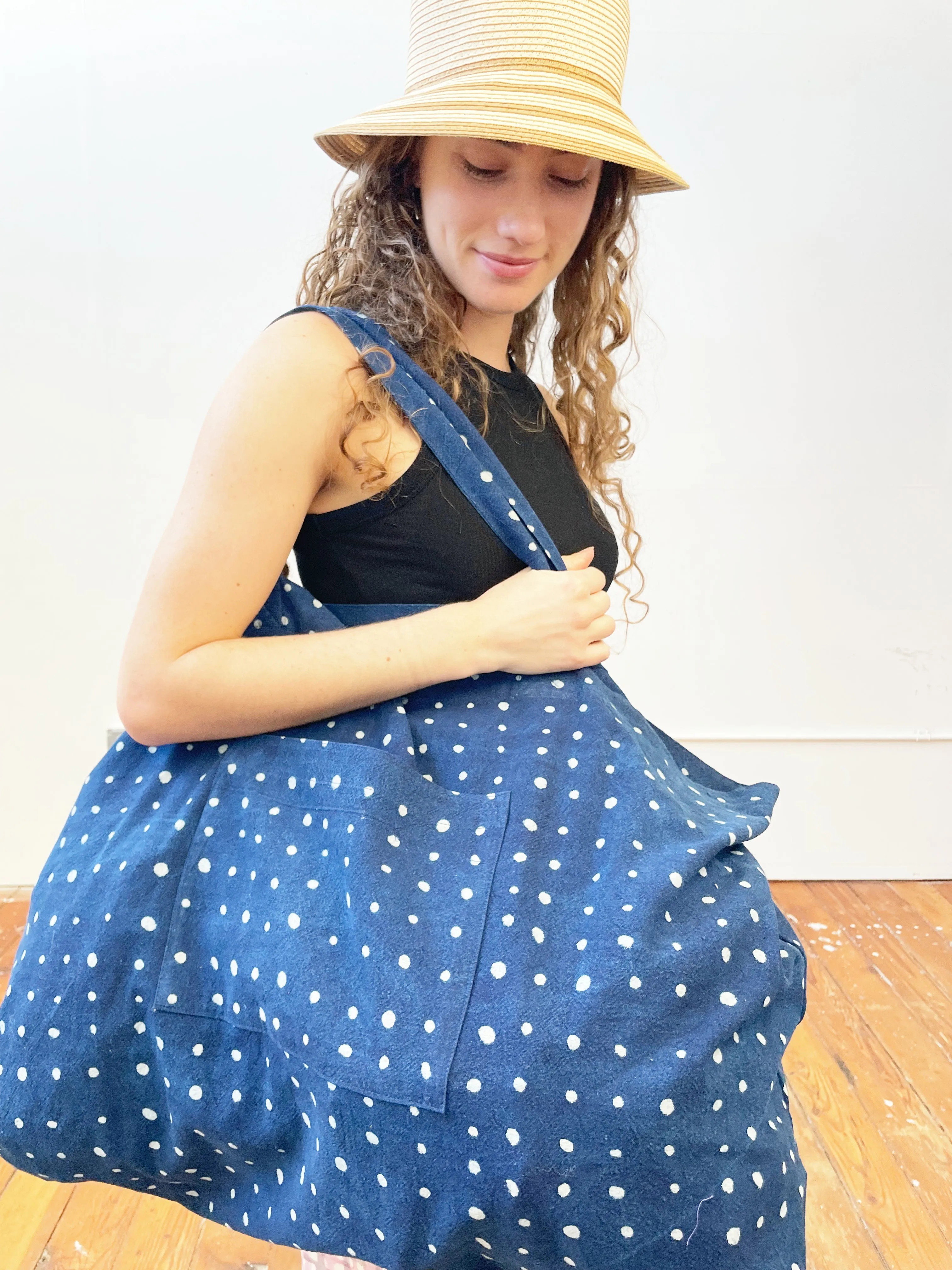 Weekend Tote Bag - Indigo Dots